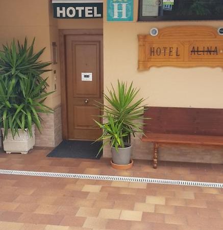 Hotel Alina Cangas De Narcea Dış mekan fotoğraf